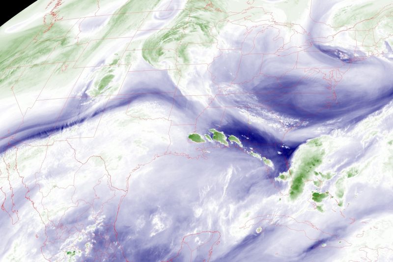 Dangerous heat, dangerous storms continue as bizarre pattern persists